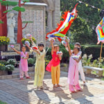 Vietnamese Catholics celebrate Mary
